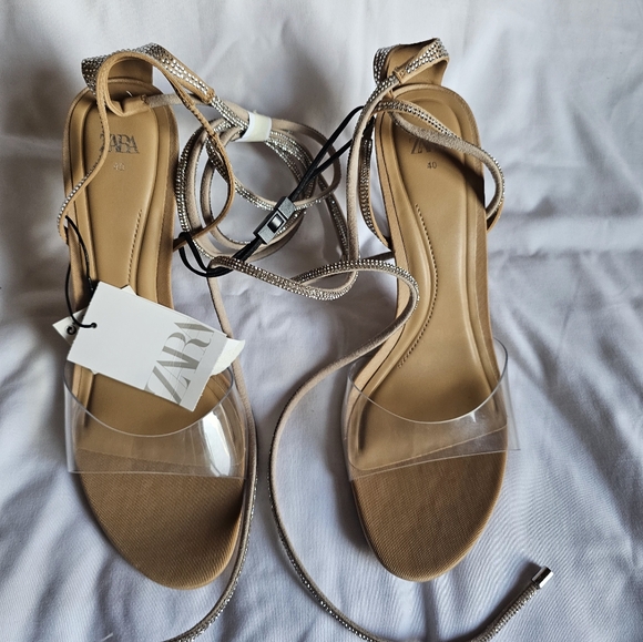 Shoes - Picture 2 of 10